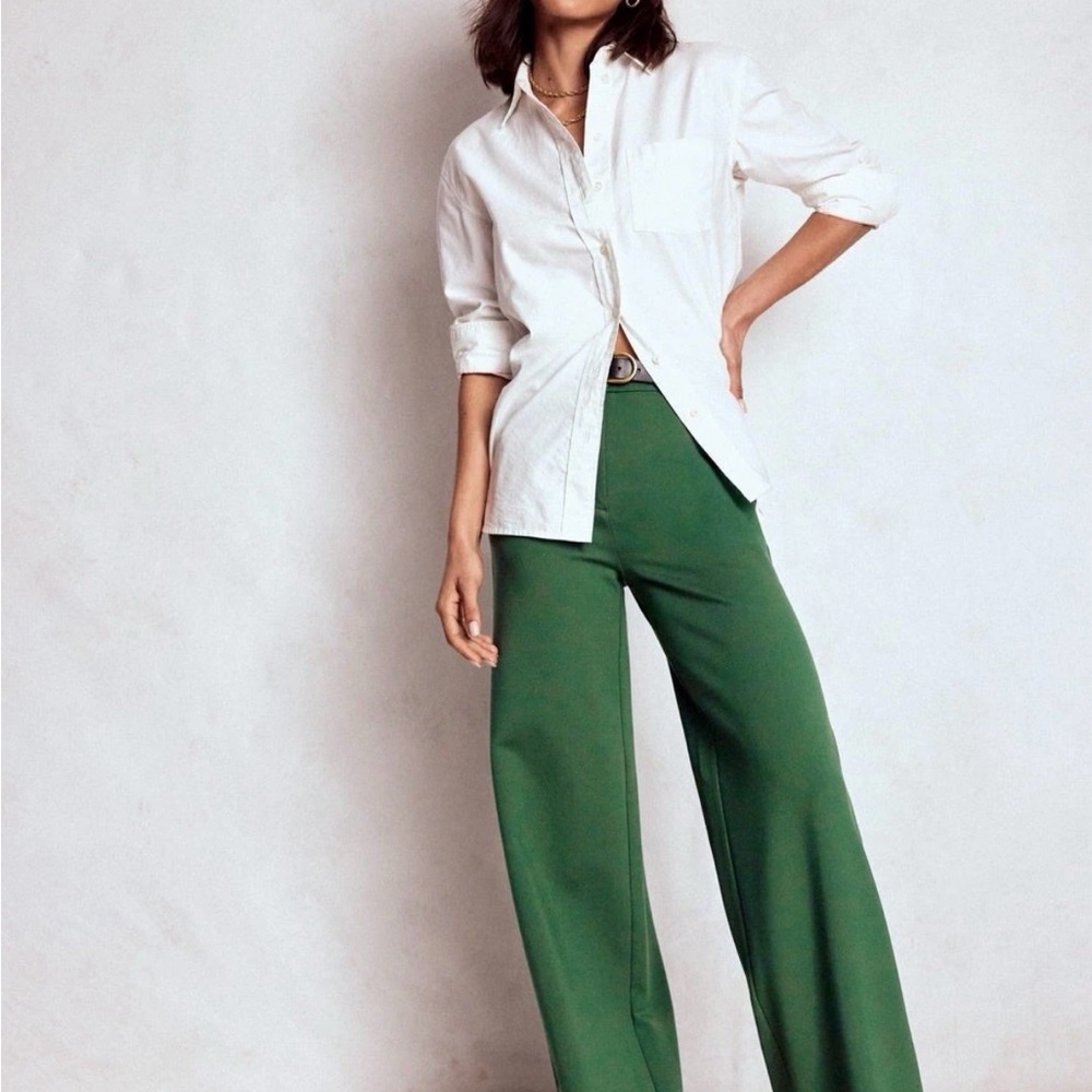 Boden Kelly Green Wide-Leg Pants, pink detail. Size 8, cotton twill